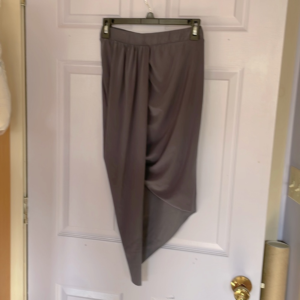 Gray asymmetrical cocktail skirt